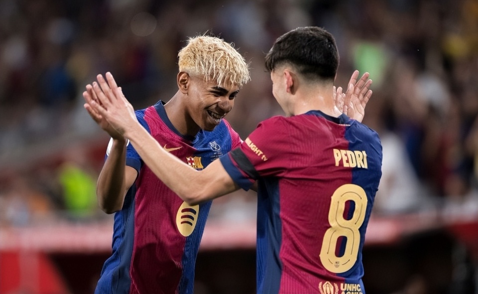 篮球湖人球员三分命中率提升明显