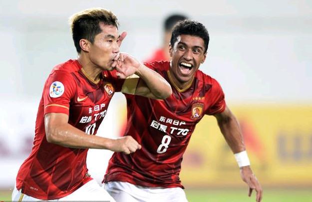 曼联二将闪耀非洲杯，迪亚洛打入制胜球，姆伯莫送助攻（非洲杯曼联双星闪耀：迪亚洛制胜建功，姆伯莫送出助攻）