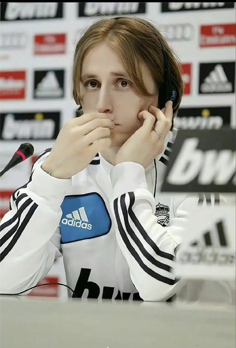 数据全面！王奕博加盟青岛首秀12分5篮板3助攻2抢断